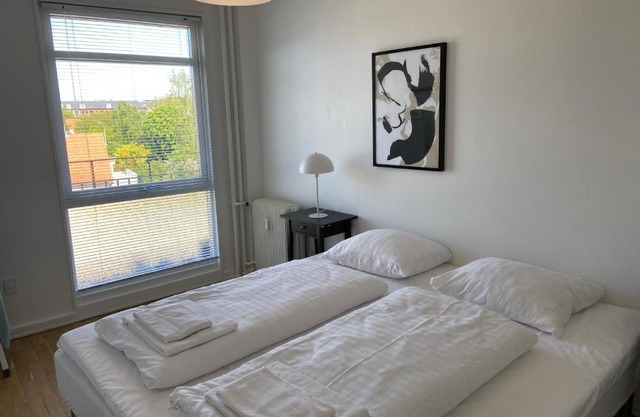 Bright 2-bedroom apartment at sophisticated Frederiksberg