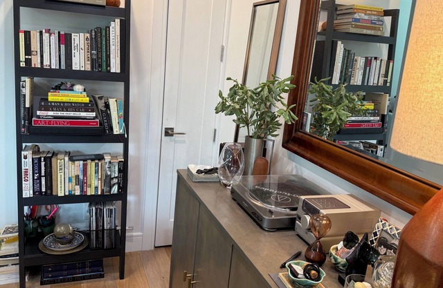 Bright, airy Red Hook 2bd/2ba