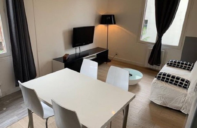 Apartamento luminoso y confortable cerca de Disney