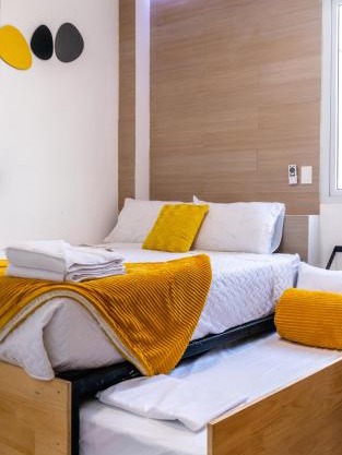 Bright and Comfortable Nearby, Miraflores Forum Majadas H10