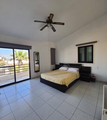 Bright and Cozy 2-Bedroom Apartment in Strovolos