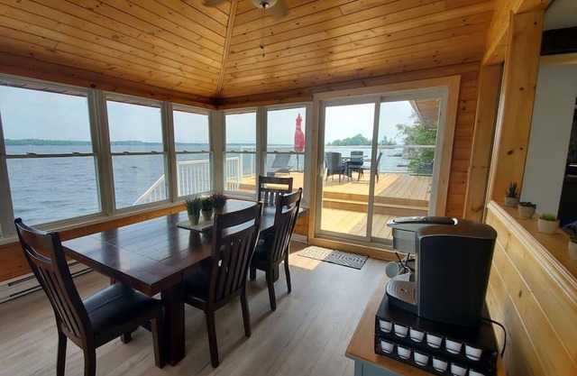 Bright and Spacious Four bedroom Cottage for Rent in Fenelon Falls