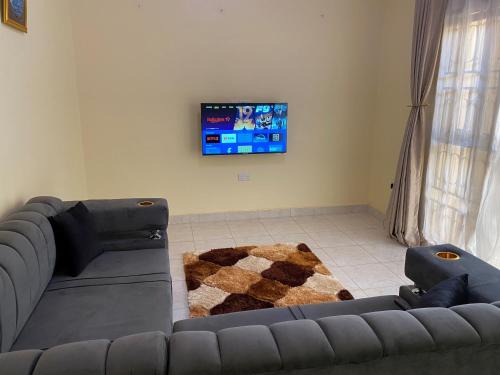Bright and Spacious Apartment Perfect Location