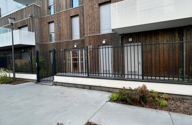 Bright apartment in Cergy