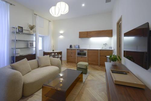 Bright apartment in the heart of Endoume