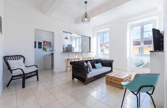 Bright Apartment Old Town