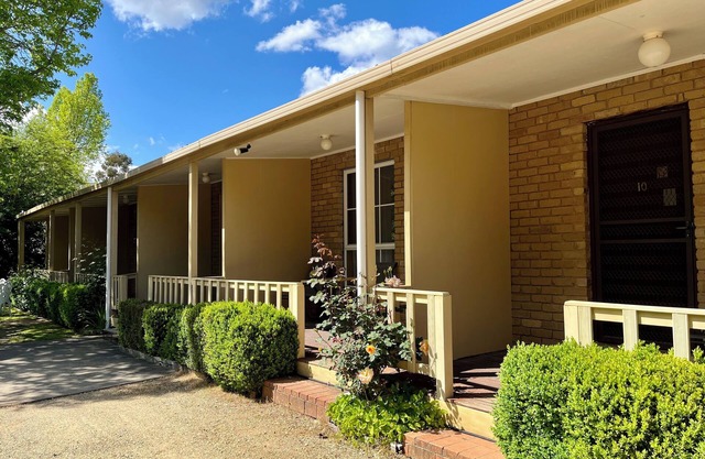 Bright Avenue Motor Inn