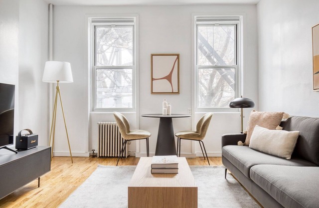 Bright Carroll Gardens 1BR w/ W/D, near WF & Waterfront, by Blueground