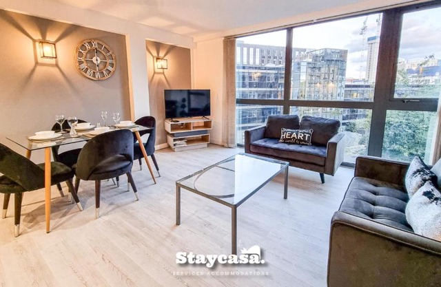 Bright apartment in heart of Manchester