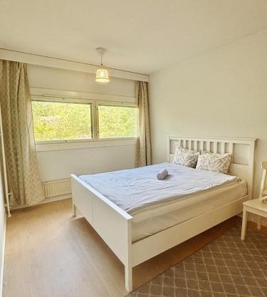 Bright Cozy Private Rooms 3min to Metro