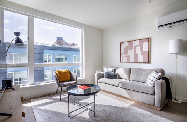 Bright First Hill Jr 1BR w/ Gym, Lounge & BBQ, nr Park, by Blueground