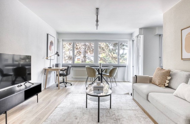 Bright Iselin 3 Room w/ Storage, 1min to Local Market, by Blueground