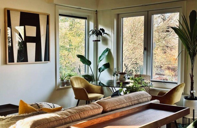 Brillante, Nuevo, Mid-Century Modern Style 1Br, en la cadera, en vivo, Ecléctica Comercial Dr.