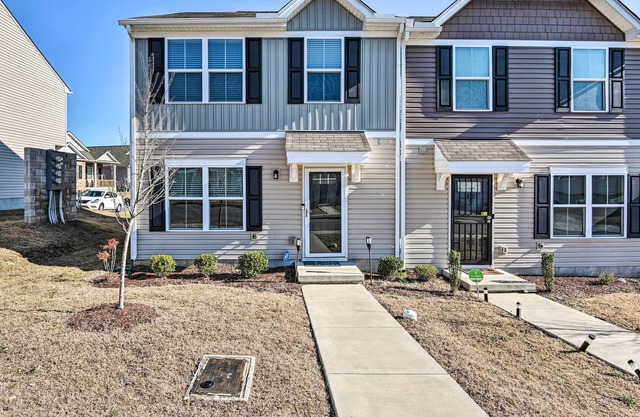 Bright Nashville Townhome < 9 Mi to Downtown!