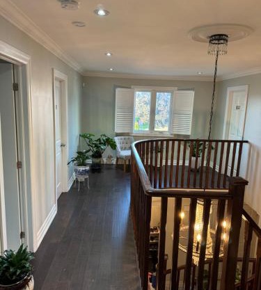 Bright Private Single Bedroom Q33