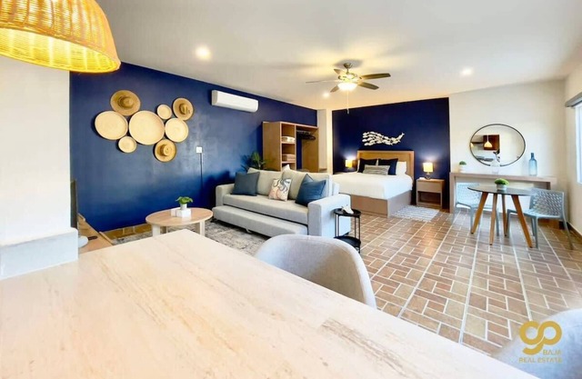 Bright Studio | Kitchen | AC | Steps to the Beach