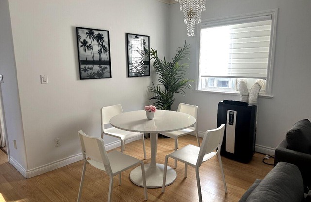 Bright & updated home near Burnaby