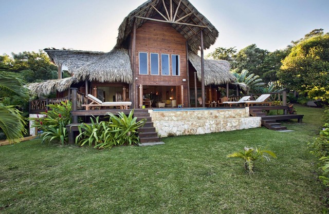 Brisa Del Mar: balinesa Estilo Oceanfront Villa Piscina Privada
