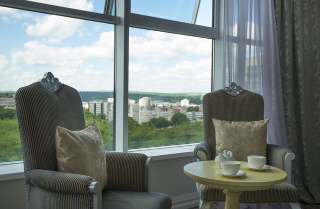 Bristol Central Park Hotel