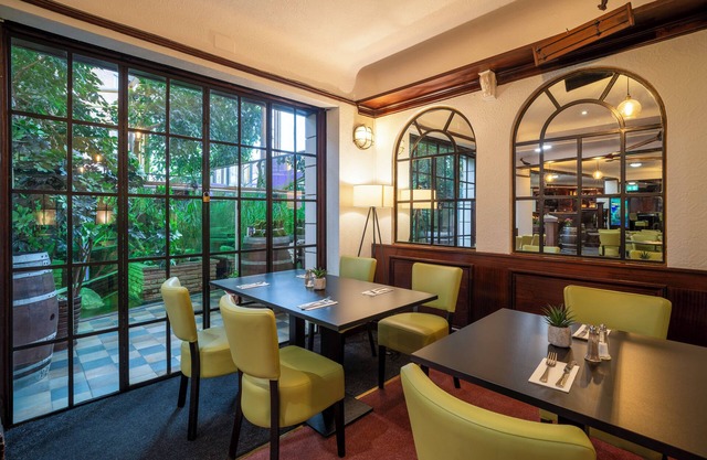 Britannia Sachas Hotel