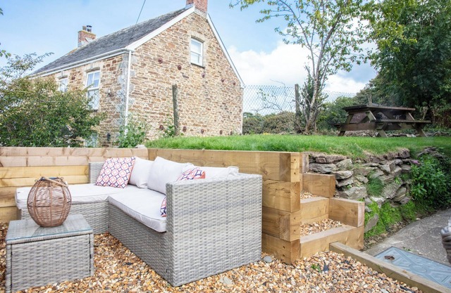 Bro Tref Cottage