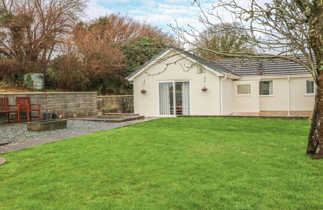 Broadford Farm Bungalow, KIDWELLY