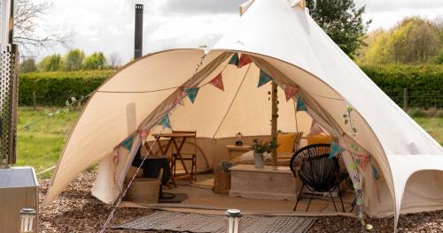Broadleaves Luxury Glamping