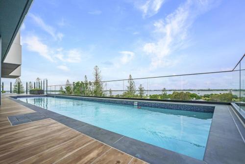 Broadwater Lux Apartment