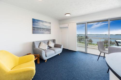Broadwater view in southport 1b