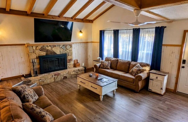 Broken Arrow Getaway