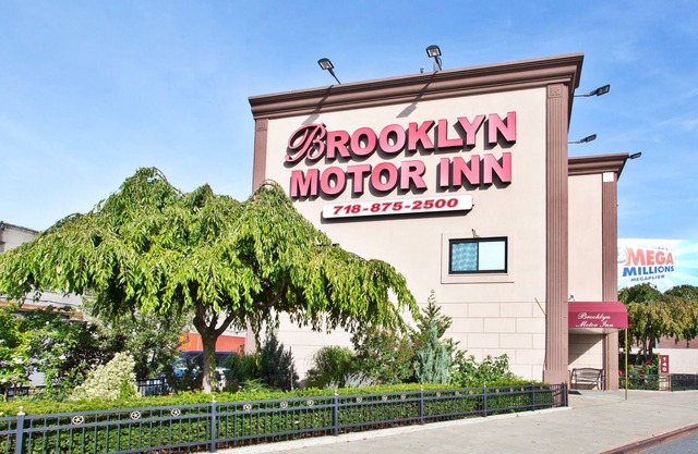 Brooklyn Motor Inn