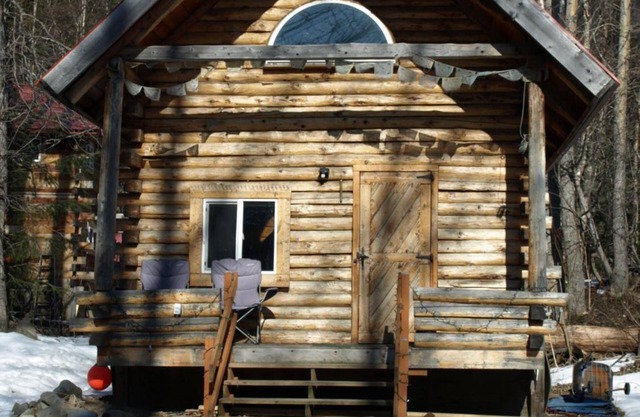 Brown Bear Saloon and Hotel