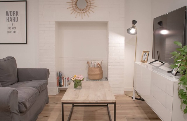 Brownstone 2 Bedroom Near NYC FREE Parking
