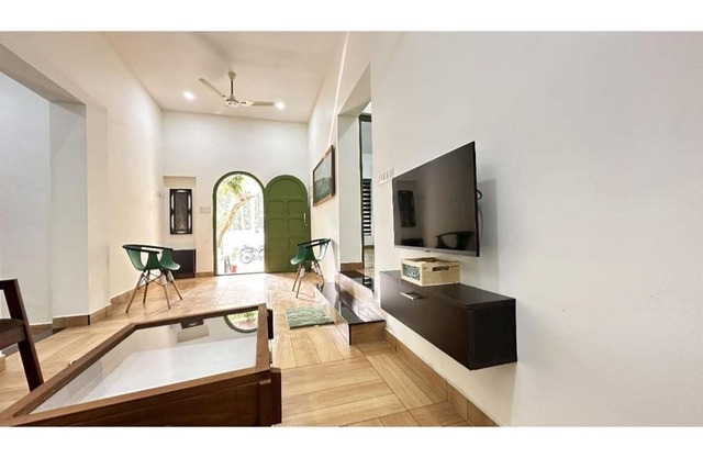 Brownstone 2BHK AC Villa-Kovalam
