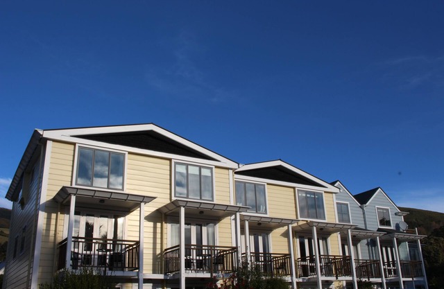 Bruce Waterfront Apartments