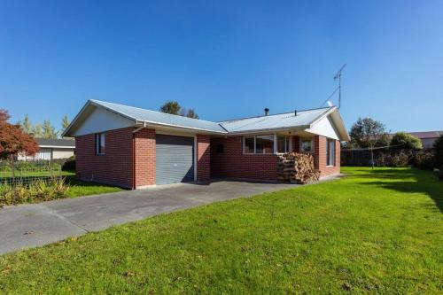 Budget Friendly Family 3-Bedroom