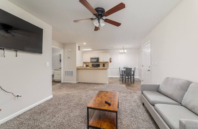 One Bedroom Apartment in Columbus Georgia by Downtown and Fort Benning