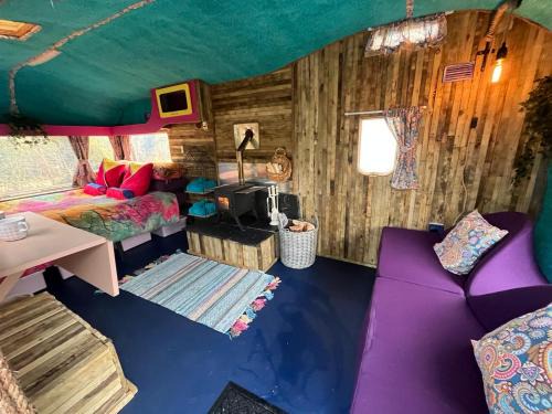 Budget stay, in lovely private setting with rustic charm, log burner, fire pit, campers kitchen & Eco Loo NO BEDDING SUPPLIED