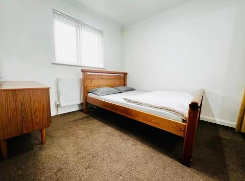 Budget Stay In Luton 01 M