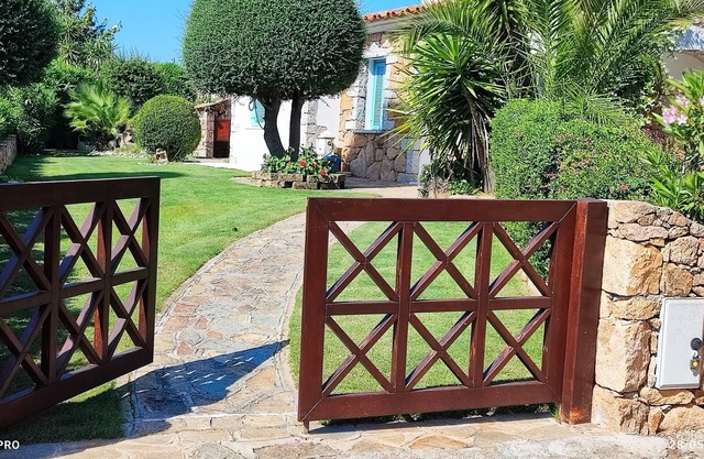 Villa cerca de la playa con gran jardín privado. Bicicleta disponible
