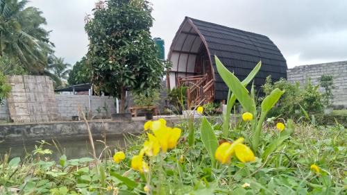 Bujak Permai Avocado Bungalow