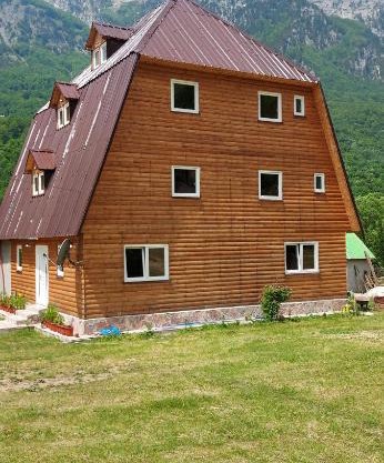 Bujtina ZEMRA TRADITES