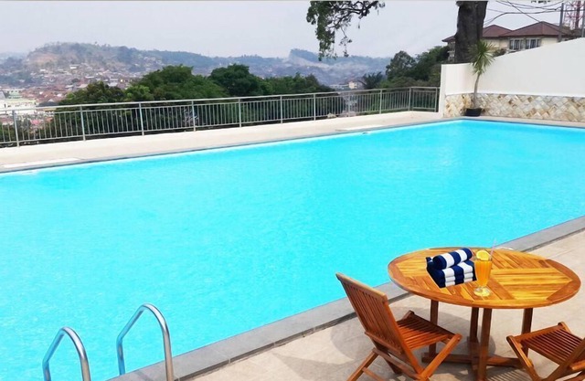 Bukit Randu Hotel and Restaurant