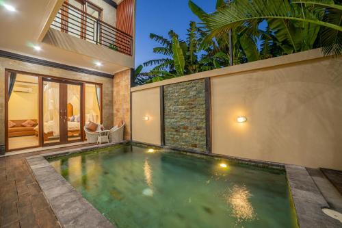 Bulan Adi Villa By Reccoma