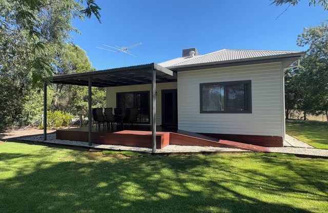 Bundalong Cottage - Serenidad en el Murray