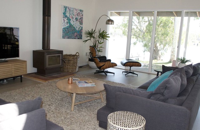 Bundalong Waterfront Holiday