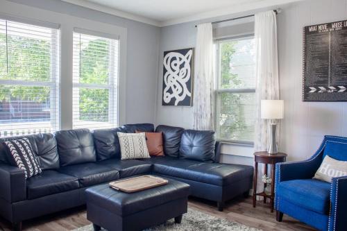 Bungalow 7- Downtown, cozy, comfortable