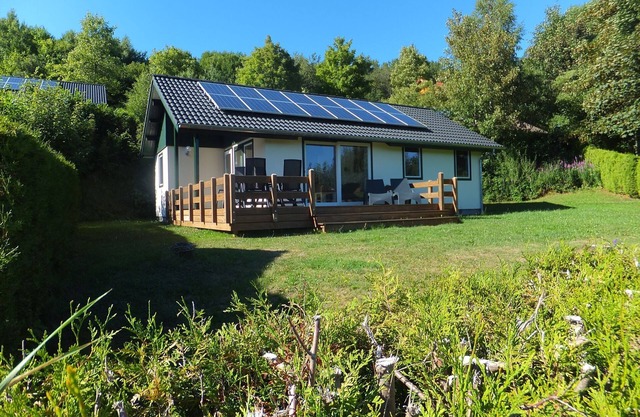 Bungalow junto al embalse en Eifel
