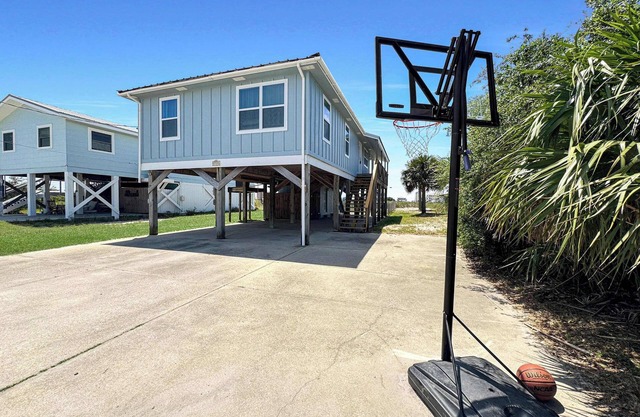 Bungalow by the Bay $400 FREE ACTIVITIES!
