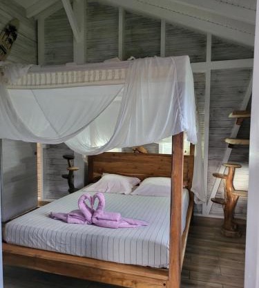 Bungalow chez Séve et Savi